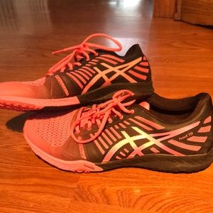 ASICS Fuze x training